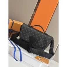 Mens Louis Vuitton Satchel Bags